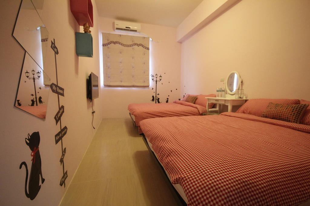 萩閣民宿sara'S House走路可到夜市近市區好停車 Hualien Quarto foto